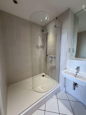 Photo 25- click for photo gallery